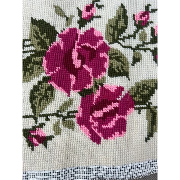 Vtg Finished Needlepoint Wool Victorian Floral Roses 13x10 Pillow Top Frameable - Picture 2 of 5